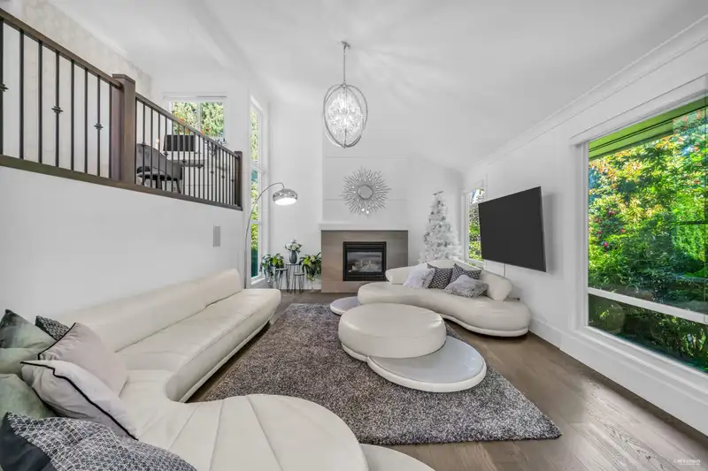 1723 AMBLE GREENE DRIVE - photo 1 of 38