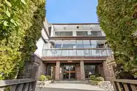 309 1444 MARTIN STREET - thumbnail 2