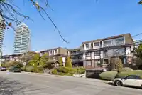309 1444 MARTIN STREET - thumbnail 3