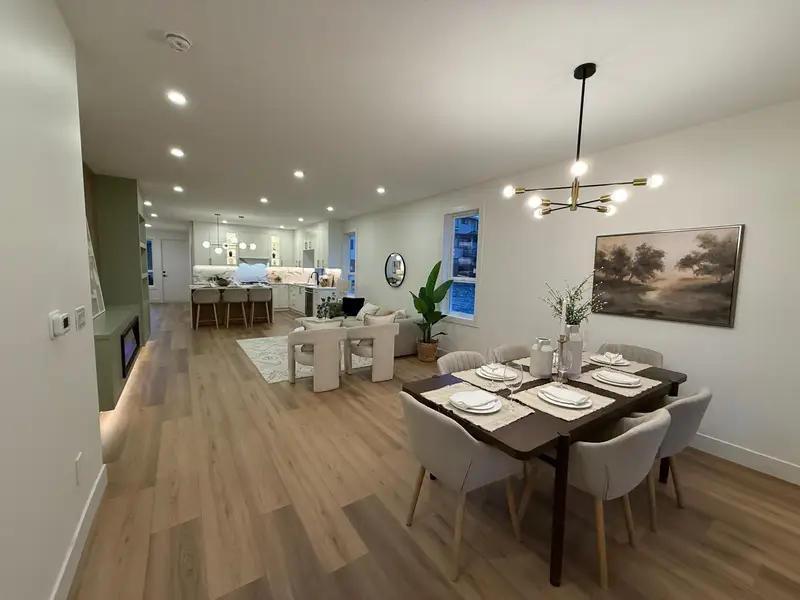 16489 20 AVENUE - photo 2 of 6