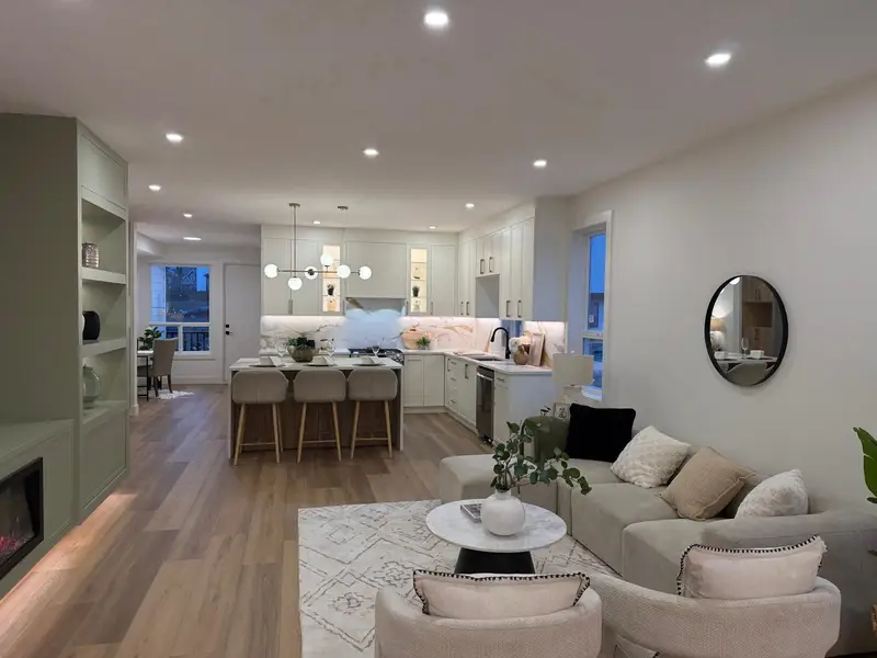 16489 20 AVENUE - photo 4 of 6