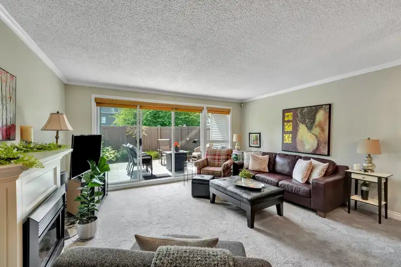 111 1840 E SOUTHMERE CRESCENT - photo 3 of 25