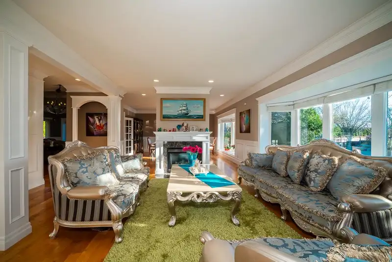 15775 39A AVENUE - photo 3 of 40