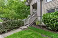 38 2738 158 STREET - thumbnail 2