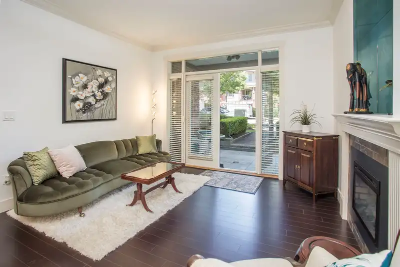 102 15368 17A AVENUE - photo 3 of 26