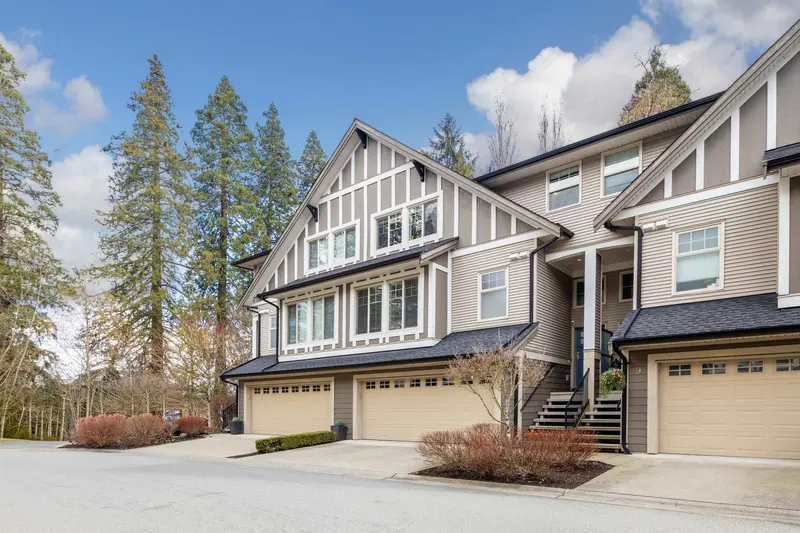 8 9590 216 STREET STREET - photo 2 of 25