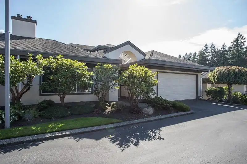 2 12957 17 AVENUE - photo 4 of 37