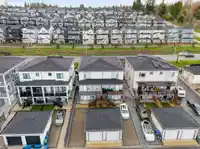 16762 16 AVENUE - thumbnail 3