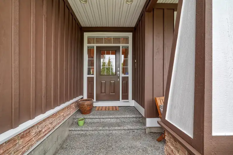 3529 156A STREET - photo 2 of 40