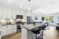 309 14605 MCDOUGALL DRIVE - thumbnail 4