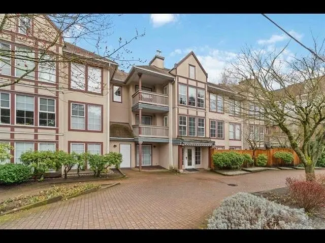 213 888 S GAUTHIER AVENUE - photo 1 of 25