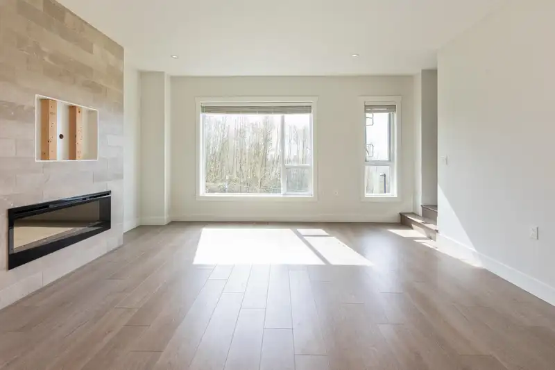2218 OAK MEADOWS DRIVE - photo 3 of 21