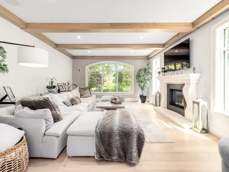 2699 171 STREET - photo 3 of 25