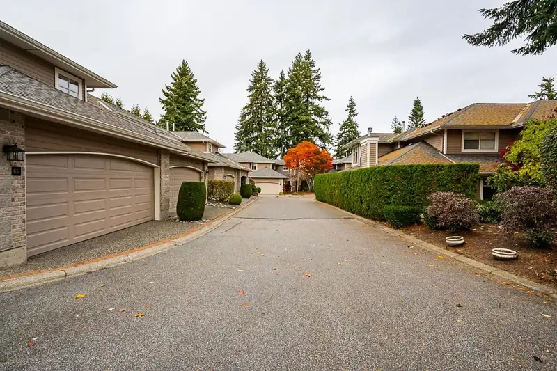 66 2500 152 STREET - photo 4 of 39