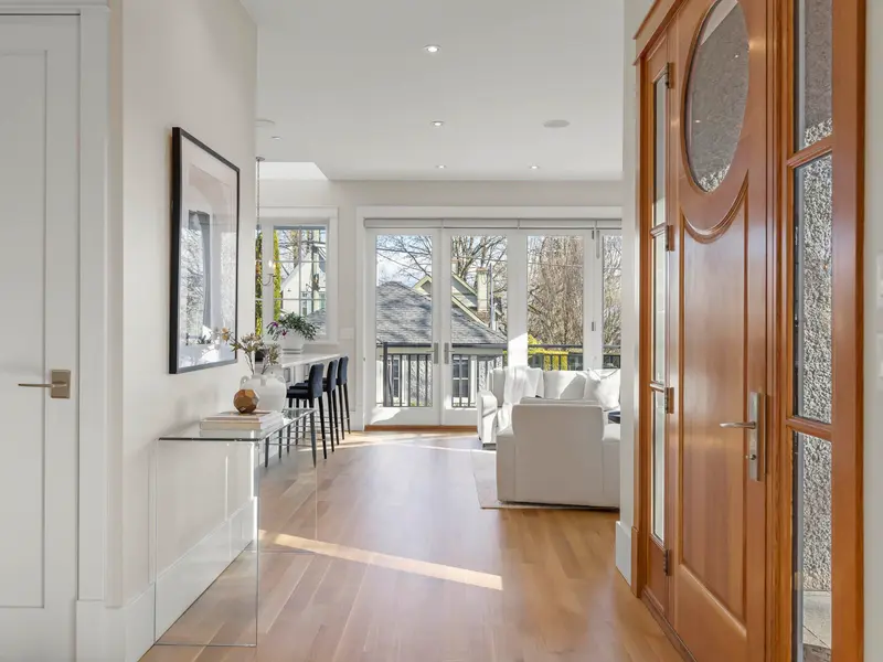 3483 COLLINGWOOD STREET - photo 4 of 25