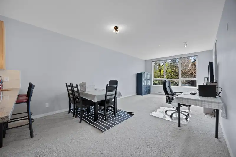 207 15988 26 AVENUE - photo 4 of 26