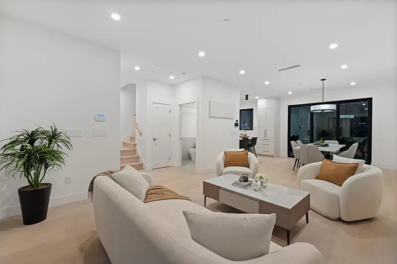 3670 FLEMING STREET - photo 4 of 25