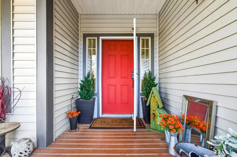 10668 245B STREET - photo 3 of 25