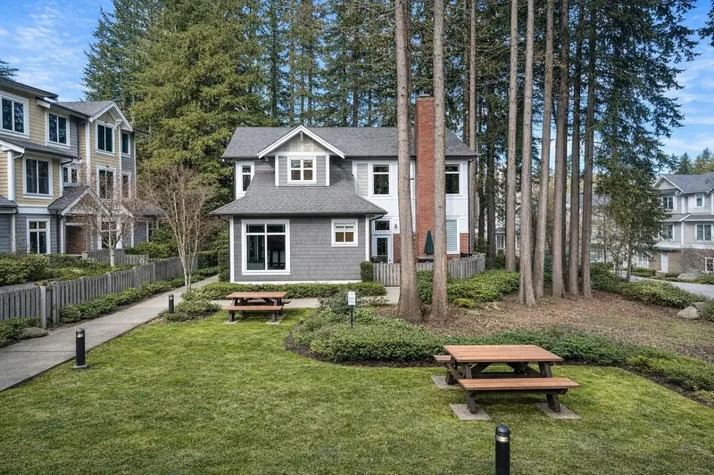 168 9718 161A STREET - photo 1 of 25