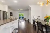 31 16357 15 AVENUE - thumbnail 9