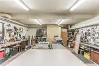 413 1576 MERKLIN STREET - thumbnail 25