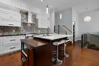 15348 VICTORIA AVENUE - thumbnail 15