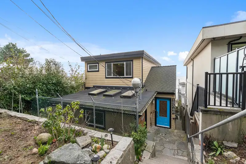 15348 VICTORIA AVENUE - photo 3 of 40