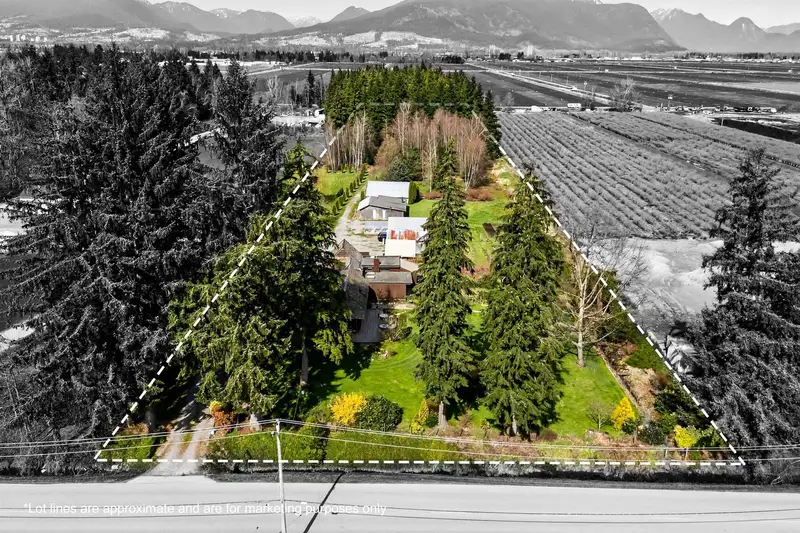 17515 FORD ROAD DETOUR - photo 3 of 25