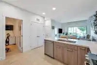 104 14022 NORTH BLUFF ROAD - thumbnail 8