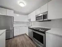318 1561 VIDAL STREET - thumbnail 3