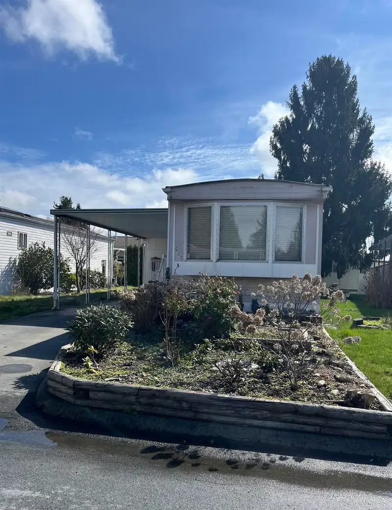 203 1840 160 STREET - photo 2 of 23