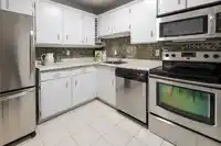 306 1561 VIDAL STREET - thumbnail 8
