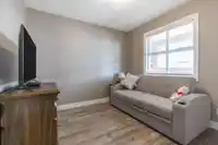 202 15284 BUENA VISTA AVENUE - thumbnail 25