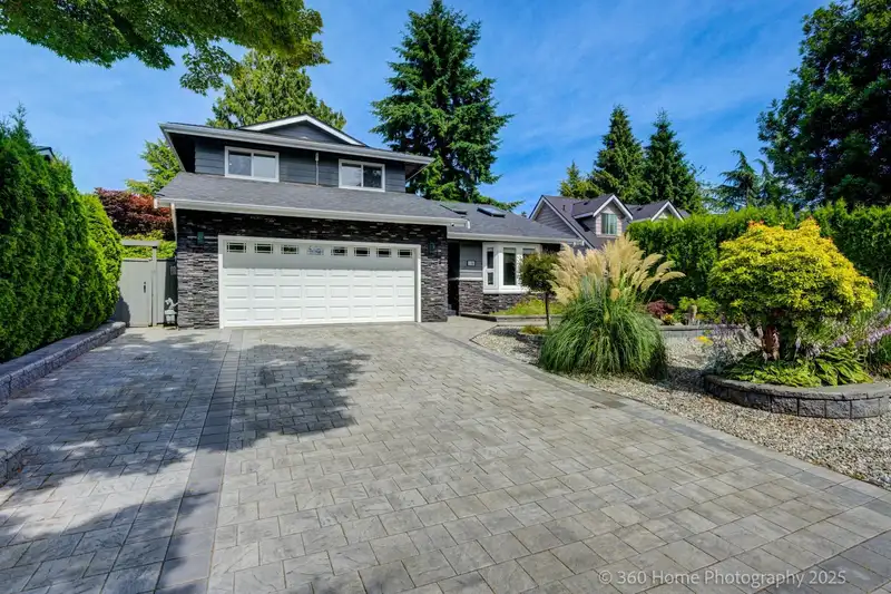 1786 142 STREET - photo 2 of 26
