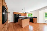14290 30 AVENUE - thumbnail 10