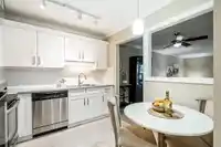 307 1521 BLACKWOOD STREET - thumbnail 9