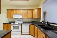 308 15300 17 AVENUE - thumbnail 3