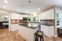 2476 127B STREET - thumbnail 7