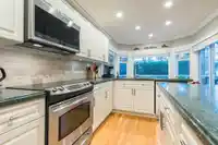 1530 132B STREET - thumbnail 11