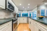 1530 132B STREET - thumbnail 10