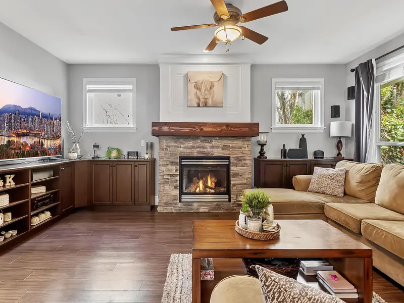 23462 133 AVENUE - photo 4 of 25