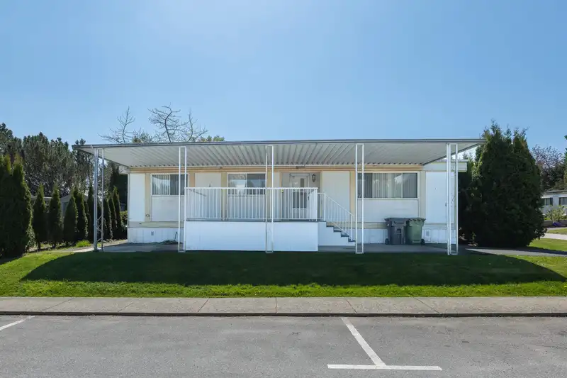 15 1840 160 STREET - photo 3 of 32