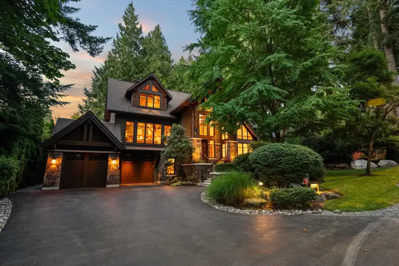 2650 DOGWOOD DRIVE - photo 1 of 25