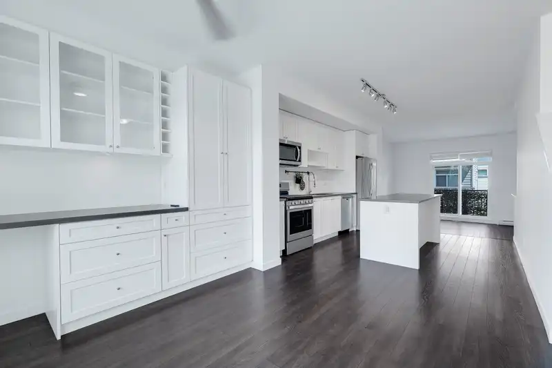 49 16678 25 AVENUE - photo 3 of 40