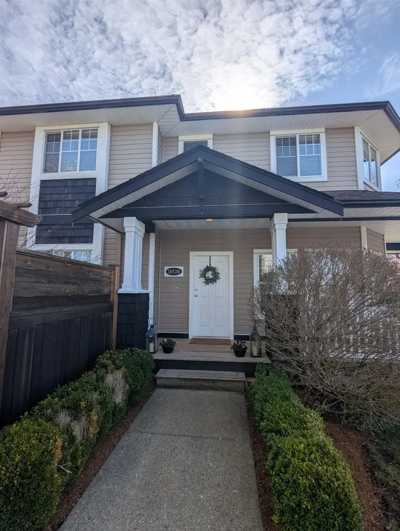 36126 SHADBOLT AVENUE - photo 1 of 2