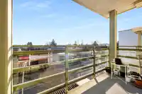 407 15795 CROYDON DRIVE - thumbnail 17