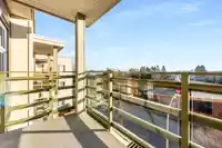 407 15795 CROYDON DRIVE - thumbnail 18