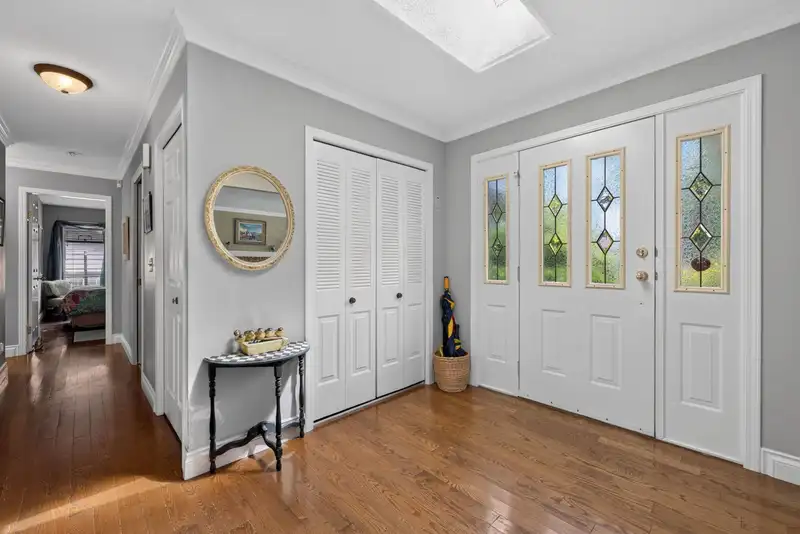 14151 16A AVENUE - photo 4 of 26