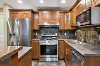 315 1787 154 STREET - thumbnail 3