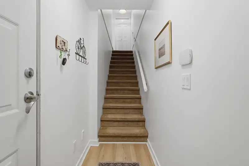 48 3009 156 STREET - photo 4 of 33